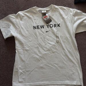 Nike | “New York” Swoosh Graphic T-Shirt | Men’s L | NWT